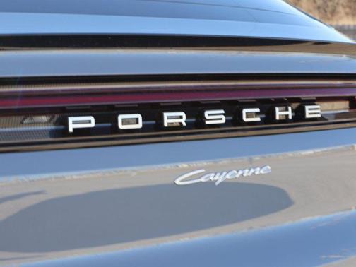 Arctic Grey 2026 Porsche Cayenne AWD