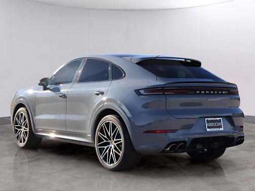 Arctic Grey 2026 Porsche Cayenne AWD