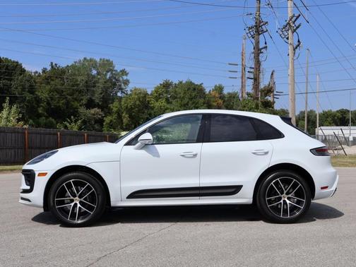 2025 Porsche Macan 