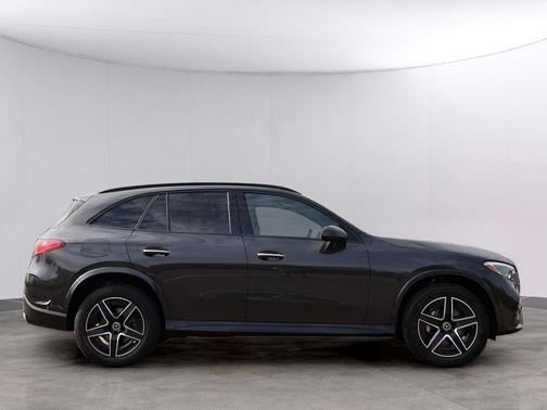 2026 Mercedes-Benz GLC 300 Base 4MATIC