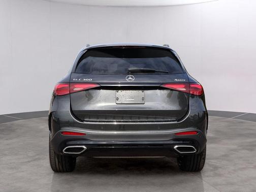 2026 Mercedes-Benz GLC 300 Base 4MATIC