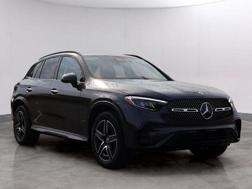 2026 Mercedes-Benz GLC 300 Base 4MATIC
