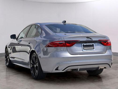 Eiger Grey 2024 Jaguar XF R-Dynamic SE