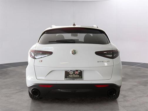 2024 Alfa Romeo Stelvio Base