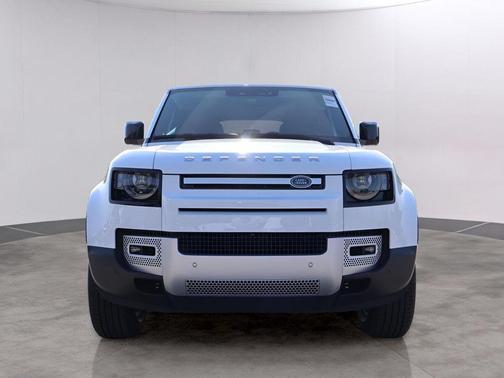 2025 Land Rover Defender P400 S