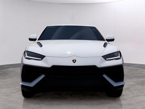 2023 Lamborghini Urus S
