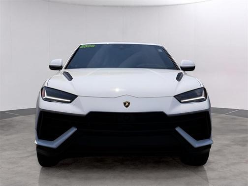 2023 Lamborghini Urus S