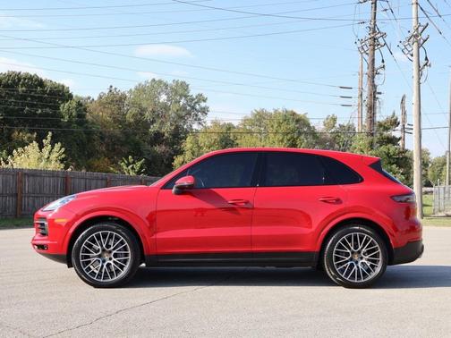 2021 Porsche Cayenne Base