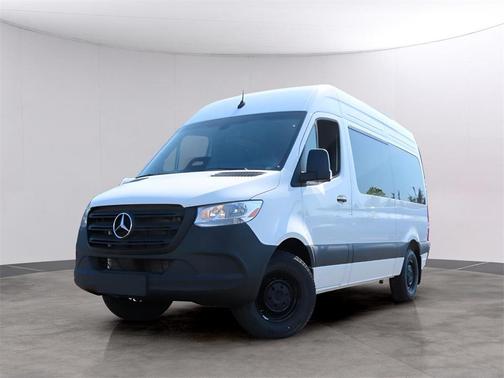 2025 Mercedes-Benz Sprinter 2500 144 WB Standard Roof Passenger