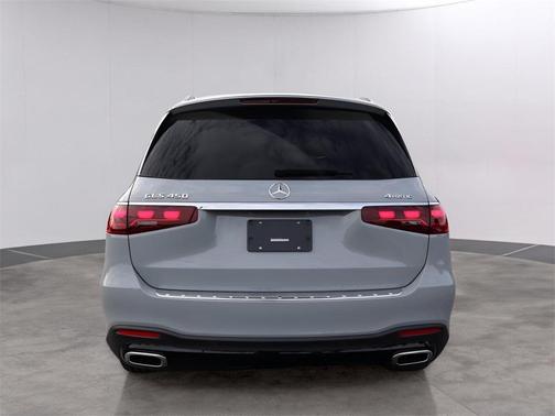 2026 Mercedes-Benz GLS 450 4MATIC