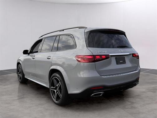 2026 Mercedes-Benz GLS 450 4MATIC