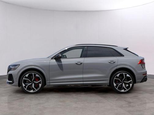 Nardo Gray 2024 Audi RS Q8 4.0T quattro