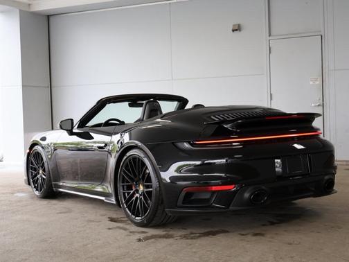 2022 Porsche 911 Turbo