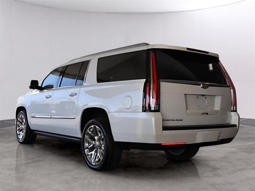 2016 Cadillac Escalade ESV Platinum