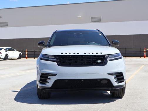Arroios Grey 2026 Land Rover Range Rover Velar Dynamic SE
