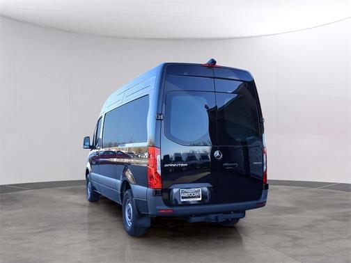 2025 Mercedes-Benz Sprinter 2500