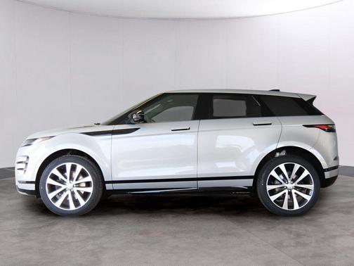 Seoul Pearl Silver 2026 Land Rover Range Rover Evoque Dynamic SE