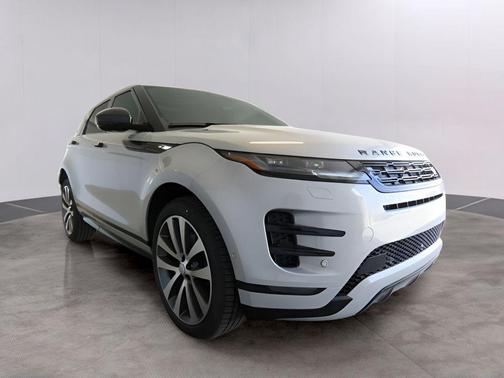 Seoul Pearl Silver 2026 Land Rover Range Rover Evoque Dynamic SE
