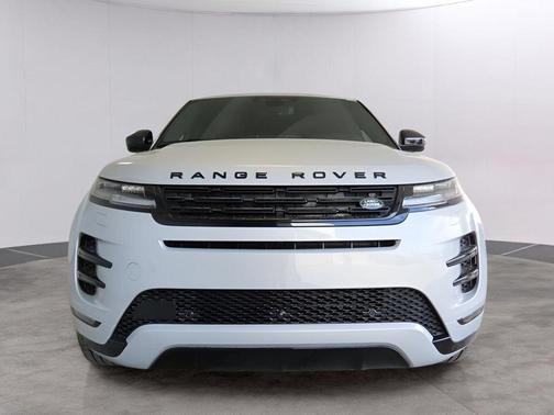 Seoul Pearl Silver 2026 Land Rover Range Rover Evoque Dynamic SE