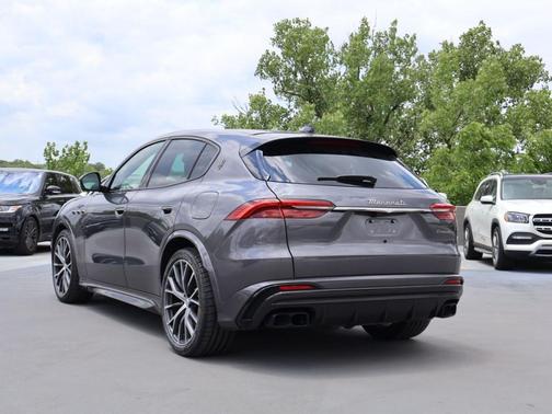Grigio 2023 Maserati Grecale Trofeo