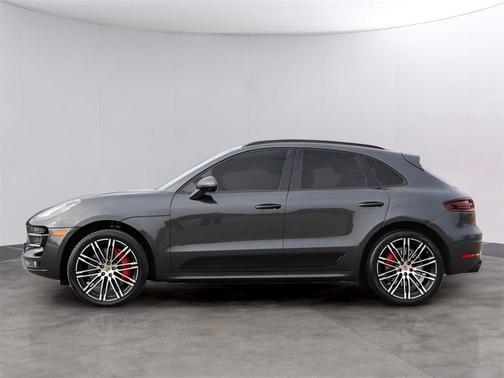 2018 Porsche Macan Turbo
