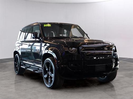 2025 Land Rover Defender P400 X-Dynamic SE