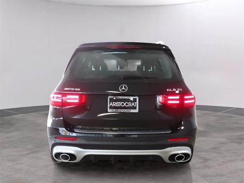 2025 Mercedes-Benz AMG GLB 35 Base