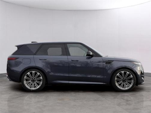 2026 Land Rover Range Rover Sport 5.0 Supercharged Dynamic