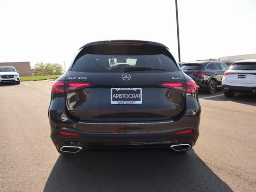 2026 Mercedes-Benz GLC 300 Base 4MATIC