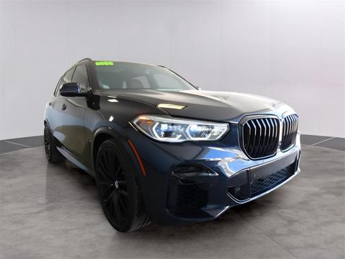 2023 BMW X5 M50i