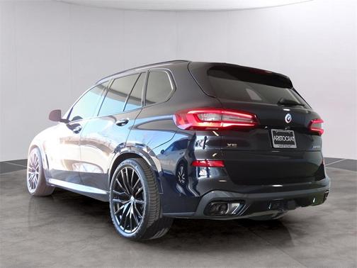 2023 BMW X5 M50i