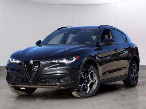 2025 Alfa Romeo Stelvio Base