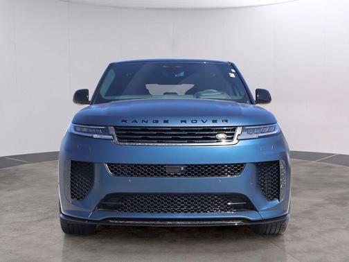 2025 Land Rover Range Rover Sport P635 SV Edition Two