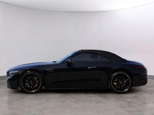 Obsidian Black Metallic 2023 Mercedes-Benz AMG SL 63 Base