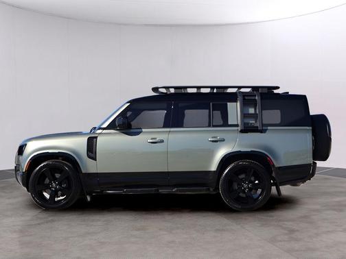 2025 Land Rover Defender P400 X-Dynamic SE