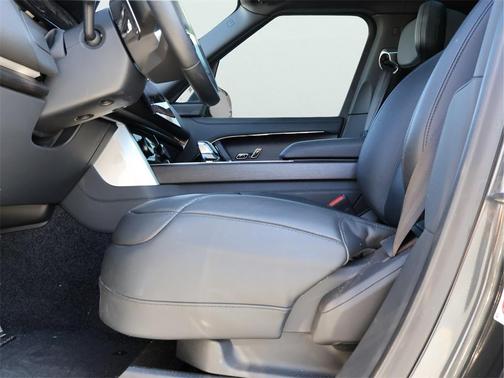 2023 Land Rover Range Rover SV