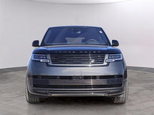 2023 Land Rover Range Rover SV