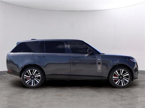 2023 Land Rover Range Rover SV