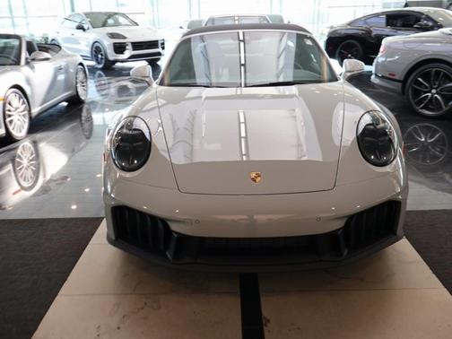 2026 Porsche 911 Targa 4 GTS