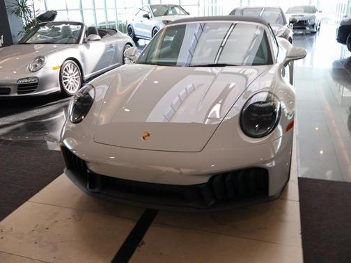 2026 Porsche 911 Targa 4 GTS