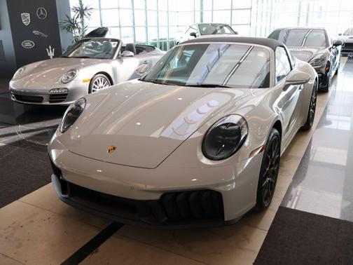 2026 Porsche 911 Targa 4 GTS