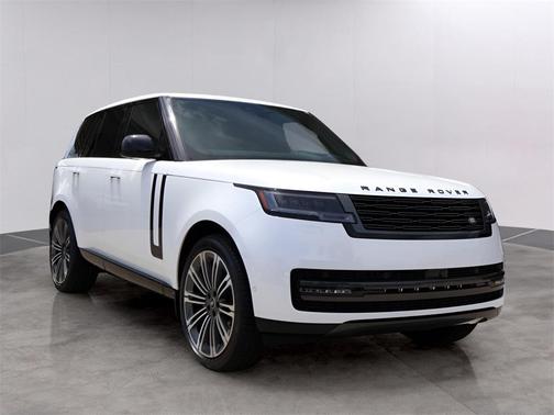 2025 Land Rover Range Rover P400 SE