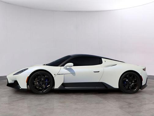 Bianco 2022 Maserati MC20 Base