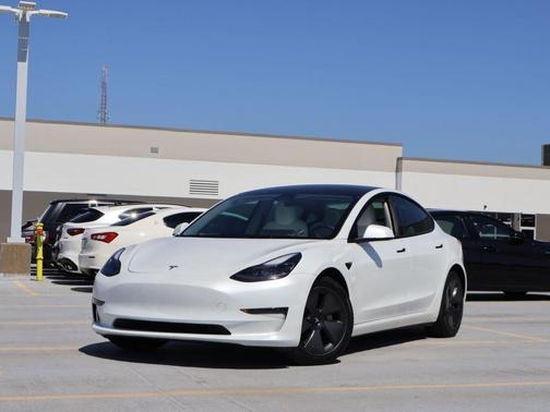 2023 Tesla Model 3 Base