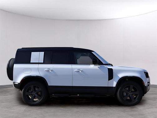 2025 Land Rover Defender P300