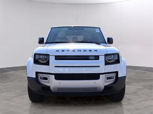 2025 Land Rover Defender P300