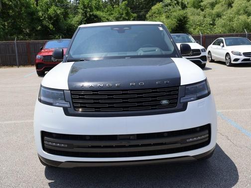 2024 Land Rover Range Rover P530 SE