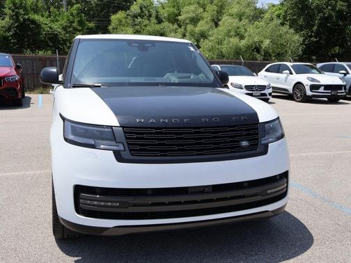 2024 Land Rover Range Rover P530 SE