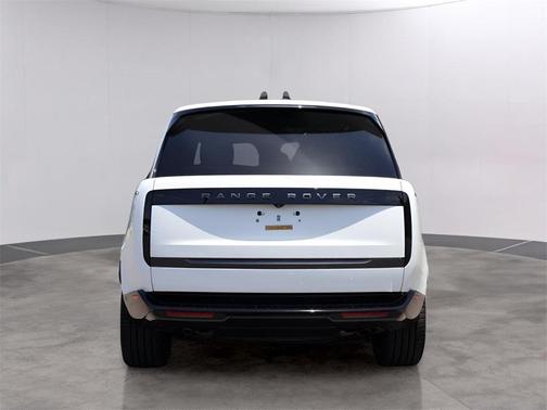 2024 Land Rover Range Rover P530 SE