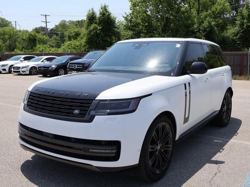 2024 Land Rover Range Rover P530 SE